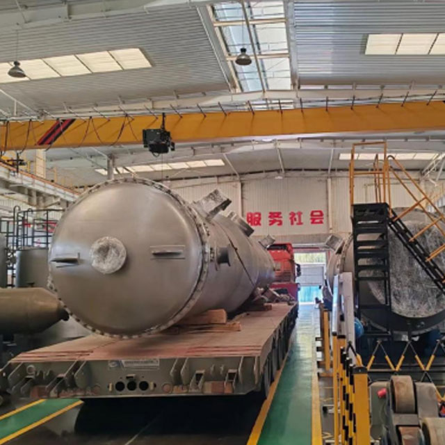 Titanium Shell and Tube Heat Exchanger